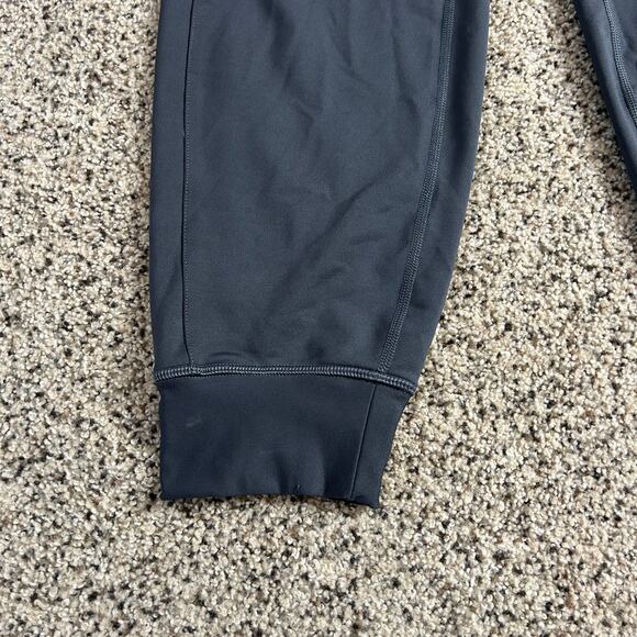 Fabletics On-The-Go Cold Weather Jogger Pant Size Medium Gray Pockets Athleisure - Picture 7 of 7